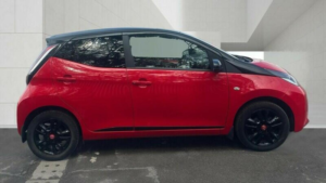 2017 Toyota Aygo 1.0 Vvt-I X-Cite 4 Red Bi-Tone Euro 6 5dr (safety Sense) in Red — image 4