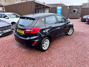 2019 Ford Fiesta 1.0t Ecoboost Zetec Euro 6 (s/s) 5dr in Black — image 6