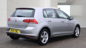 2015 Volkswagen Golf 1.6 Tdi Bluemotion Tech Match DSG Euro 5 (s/s) 5dr in Silver — image 4