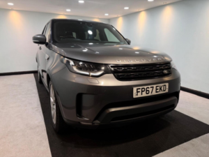 2017 Land Rover Discovery 2.0 Sd4 Hse Auto 4WD Euro 6 (s/s) 5dr in Grey — image 6
