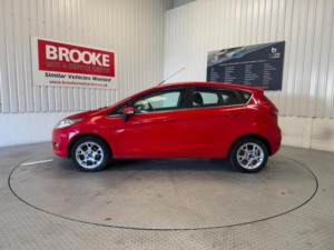 2011 Ford Fiesta 1.4 Tdci Dpf Zetec 5dr in Red — image 4
