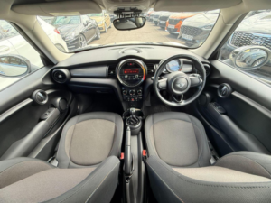 2016 MINI Hatch 1.2 One Euro 6 (s/s) 3dr in White — image 2