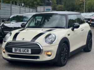 2016 MINI Hatch 1.2 One Euro 6 (s/s) 3dr in White — image 6