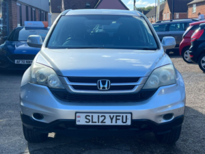2012 Honda Cr-V 2.0 I-Vtec Es-T in Silver — image 2