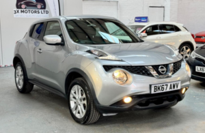 2017 Nissan Juke 1.6 N-Connecta Xtron Euro 6 5dr in Silver — image 2