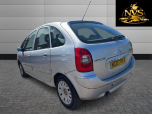 2007 Citroen Xsara Picasso 1.6 I 16v Desire in Silver — image 5