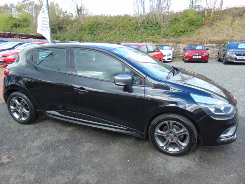 2017 Renault Clio 0.9 Dynamique Nav Tce 90 * Mot March 2027 * 6 Service Stamps * Lez Compliant * Finance Available * F in Black — image 1