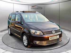 2013 Volkswagen Touran 1.4 Tsi Se DSG Euro 5 5dr Sun Roof in Purple — image 5