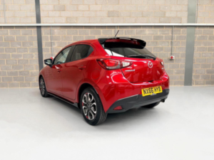 2016 Mazda Mazda2 1.5 Skyactiv-G Sport Black Euro 6 (s/s) 5dr in Red — image 4