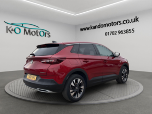 2018 Vauxhall Grandland X 1.6 Turbo D Blueinjection Sport Nav Euro 6 (s/s) 5dr in Red — image 4