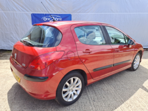 2009 Peugeot 308 1.6 Hdi Verve in Red — image 5