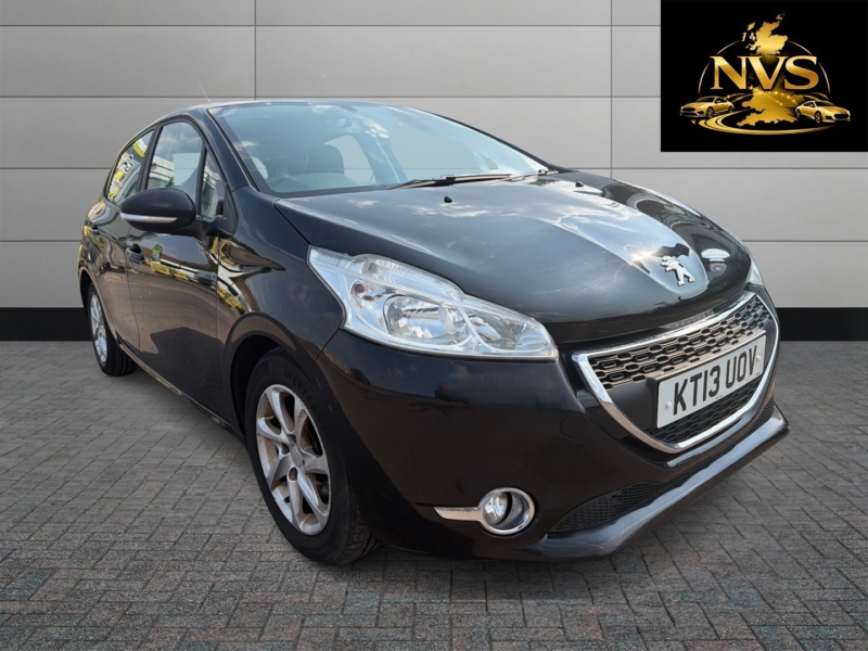 2013 Peugeot 208 1.2 Vti Active in Black — image 1