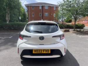 2022 Toyota Corolla 1.8 Vvt-H Design CVT Euro 6 (s/s) 5dr in White — image 6