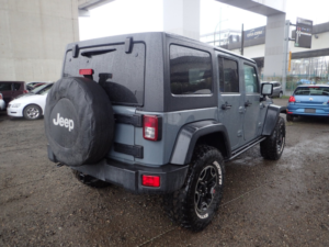 2013 Jeep Wrangler 3.6l Rubicon 10th Anniversary Edition in Grey — image 6