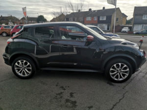2017 Nissan Juke 1.2 Dig-T Tekna 5dr in Black — image 6