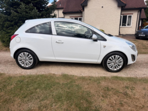 2013 Vauxhall Corsa 1.2 16v Energy Euro 5 3dr (a/c) in White — image 2