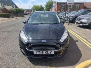 2016 Ford Fiesta 1.0t Ecoboost Zetec Euro 6 (s/s) 5dr in Black — image 2