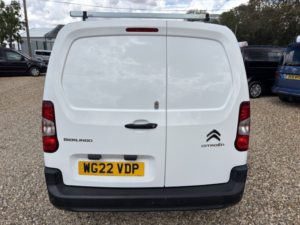 2022 Citroen Berlingo 1.5 Bluehdi 1000 Enterprise M Pro in White — image 4