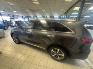 2018 Kia Sorento 2.2 Crdi Kx-3 SUV 5dr Diesel Auto AWD Euro 6 (s/s) (197 Bhp) in Grey — image 2