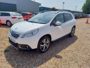 2014 Peugeot 2008 1.6 E-Hdi Feline Euro 5 (s/s) 5dr (calima) in White — image 3