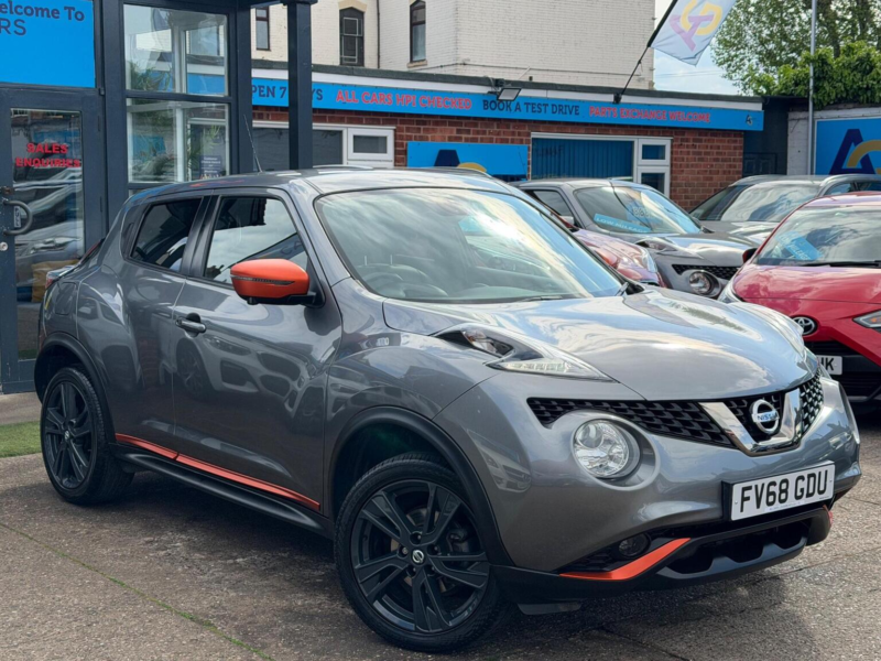 2019 Nissan Juke 1.6 Tekna Xtron Euro 6 5dr in Grey — image 1