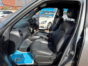 2019 Nissan Juke 1.6 Tekna Xtron Euro 6 5dr in Grey — image 4