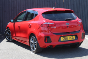 2016 Kia Ceed 1.0 T-Gdi Gt-Line in Red — image 2