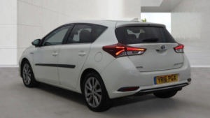 2016 Toyota Auris 1.8 Vvt-H Excel CVT Euro 6 (s/s) 5dr in White — image 4