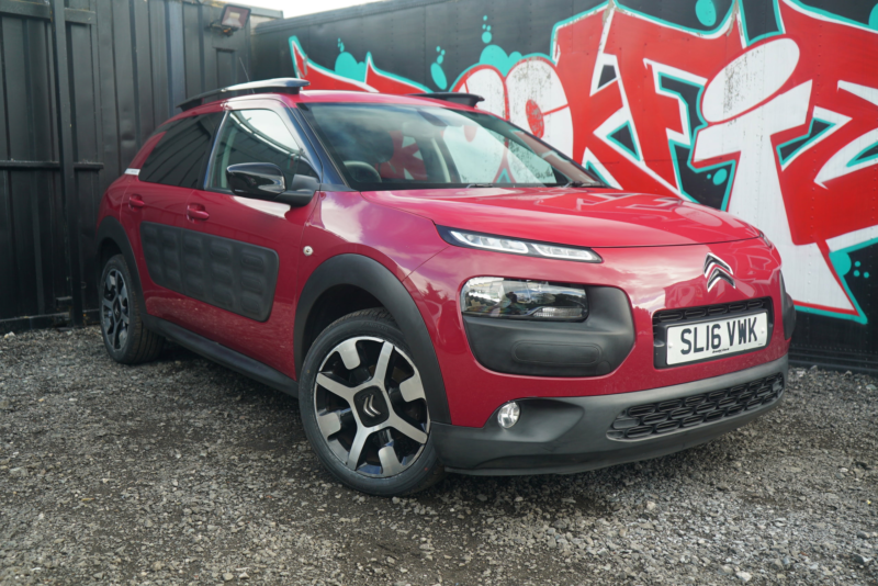 2016 Citroen C4 Cactus 1.2 Puretech Flair Edition Hatchback 5dr Petrol Manual Euro 6 (s/s) (110 Ps) in Red — image 1