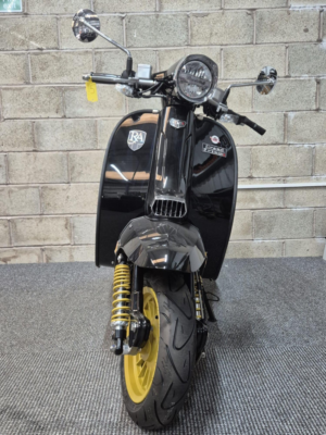 2025 Royal Alloy Gp125 Lc Se in Black — image 5