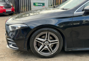 2018 Mercedes-Benz A Class 1.3 A200 Amg Line 7g-Dct Euro 6 (s/s) 5dr in Black — image 2