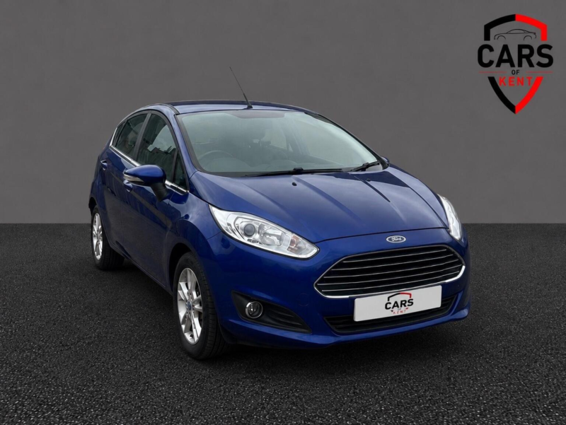 2015 Ford Fiesta 1.25 Zetec Euro 6 5dr in Blue — image 1