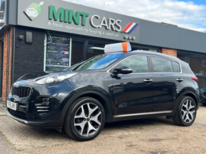 2018 Kia Sportage 1.6 T-Gdi Gt-Line in Black — image 3
