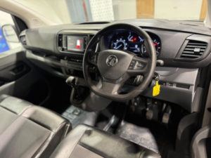 2020 Vauxhall Vivaro 1.5 Turbo D 2900 Sportive L1 H1 Euro 6 (s/s) 5dr in White — image 2