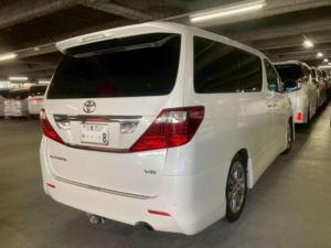 2011 Toyota Alphard 3.5 V6 S Prime Selection 2 4WD 5dr 7 Seats in White — image 3