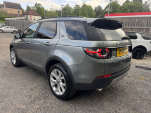 2015 Land Rover Discovery Sport 2.2 Sd4 Hse SUV 5dr Diesel Auto 4WD Euro 5 (s/s) (190 Ps) in Grey — image 4