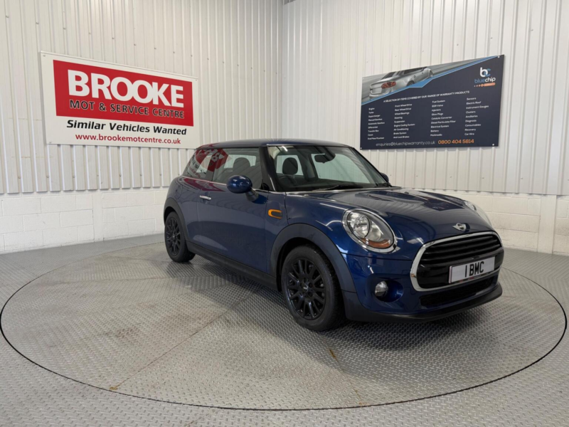 2018 MINI Hatch 1.5 Cooper Euro 6 (s/s) 3dr in Blue — image 1