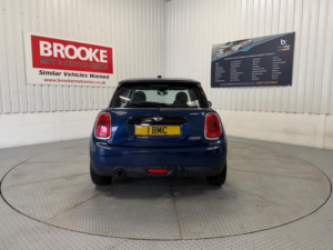 2018 MINI Hatch 1.5 Cooper Euro 6 (s/s) 3dr in Blue — image 6