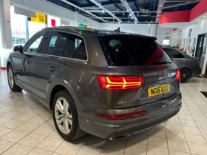 2016 Audi Q7 3.0 Tdi V6 S Line in Grey — image 4
