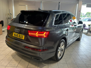 2016 Audi Q7 3.0 Tdi V6 S Line in Grey — image 6
