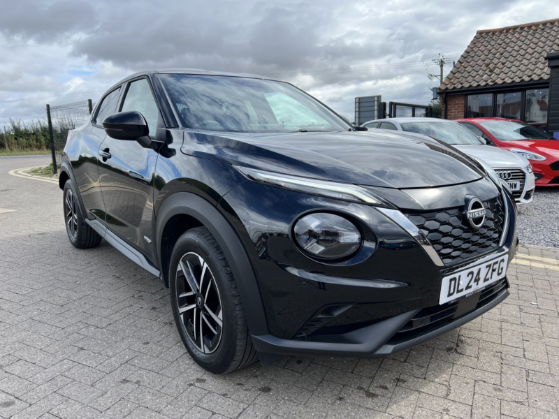 2024 Nissan Juke 1.6 N-Connecta in Black — image 1