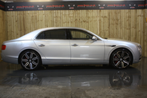 2016 Bentley Flying Spur 6.0 W12 in Grey — image 6