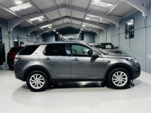 2017 Land Rover Discovery Sport 2.0 Td4 Se Tech in Grey — image 6