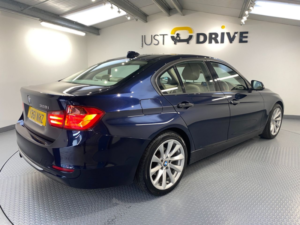 2012 BMW 3 Series 2.0 328i Modern Saloon 4dr Petrol Auto Euro 5 (s/s) (245 Ps) in Blue — image 5