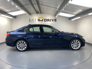 2012 BMW 3 Series 2.0 328i Modern Saloon 4dr Petrol Auto Euro 5 (s/s) (245 Ps) in Blue — image 6