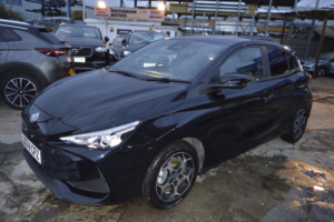 2024 MG Mg3 1.5 Hybrid+ Mhev Trophy in Black — image 3