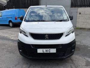 2017 Peugeot Expert 2.0 Bluehdi 1400 Professional in White — image 5
