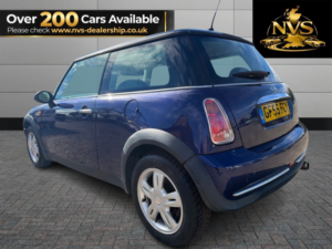 2005 MINI Hatch 1.6 One Hatch in Purple — image 5
