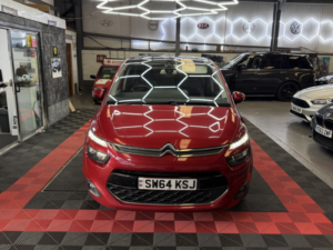 2014 Citroen C4 Picasso 1.6 E-Hdi Exclusive+ in Red — image 6