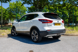2017 Nissan Qashqai 1.2 Dig-T N-Connecta in White — image 5
